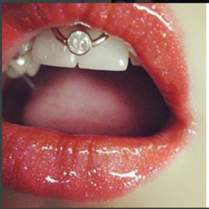 Keep Your Smile On The Down Low The Incognito Smiley Piercing Freshtrends Body Jewelry Blog