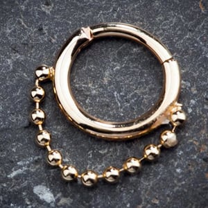 FreshTrends beaded chain gold hinged segment ring